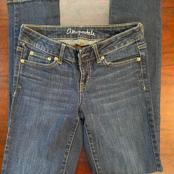 Skinny Jeans Aeropostale Size 0 Short Great Preowned Condition - Picture 1 of 3